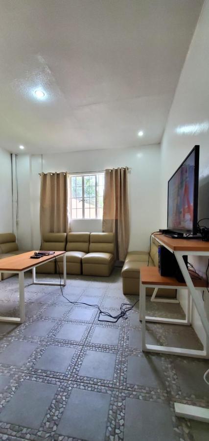 Country Home In Silang Tagaytay Εξωτερικό φωτογραφία