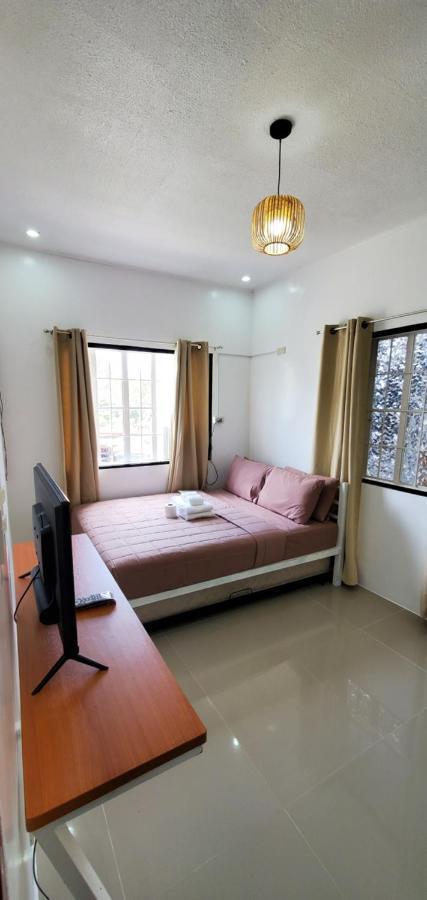 Country Home In Silang Tagaytay Εξωτερικό φωτογραφία